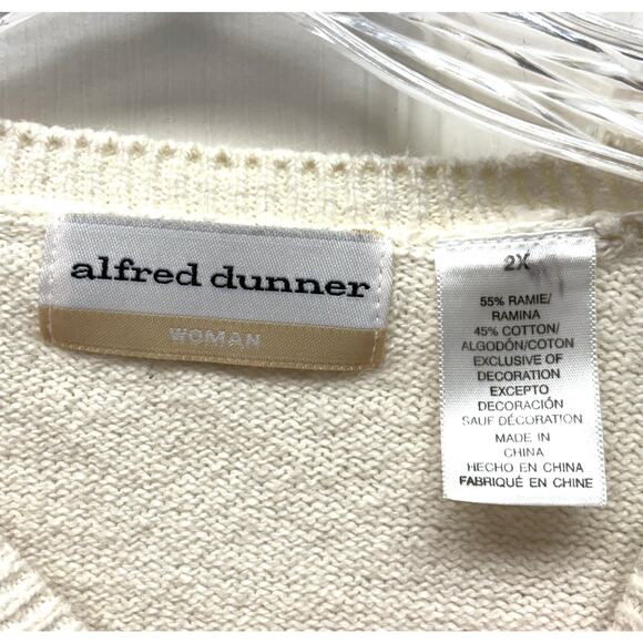 Holiday Poinsetta Sweater White Red Christmas Embroidered Cotton Blend Womens 2X - Picture 3 of 6